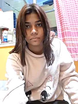 _sexy-queen on StripChat