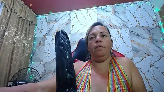 alina_maturehot on StripChat