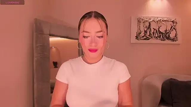 AmaiaHaywood on StripChat