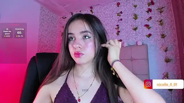 amelia_ferrerx on StripChat