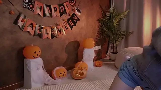 arcane_doll on StripChat