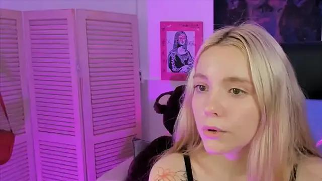 Freechat AuroraWrenfield on StripChat