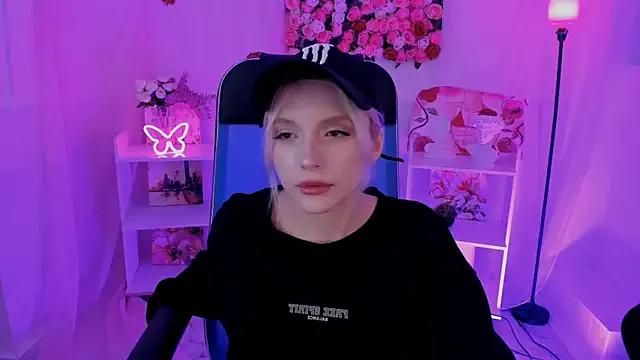 Freechat AuroraWrenfield on StripChat