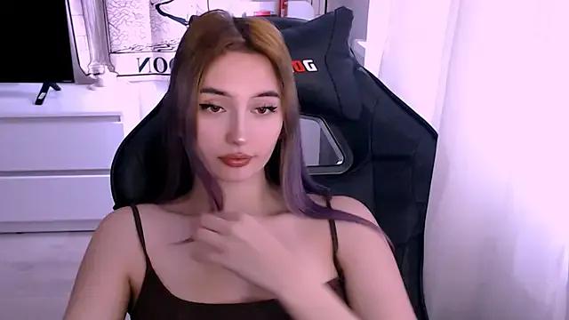 beauty_blonde on StripChat