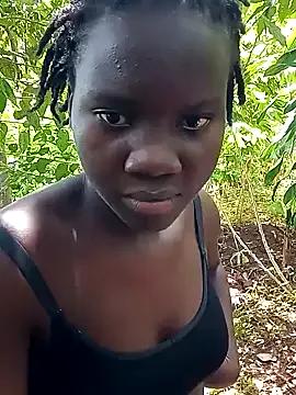 Black_juicy24 on StripChat