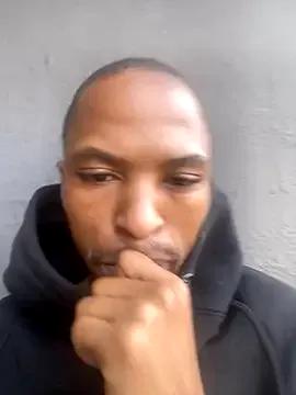 Freechat BlueIceCube on StripChat