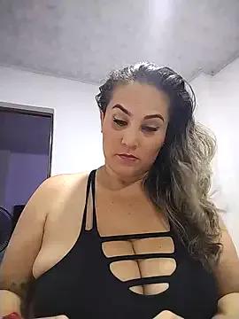 Busty_divorced_mom on StripChat
