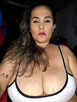 Busty_divorced_mom on StripChat