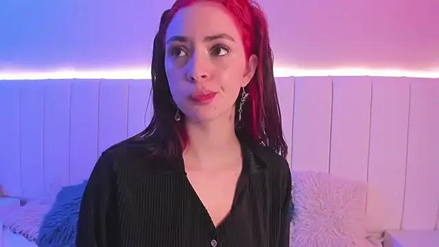 CAMILLEN_PETTID on StripChat