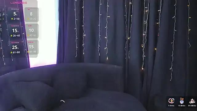 Freechat CandyAinsley on StripChat