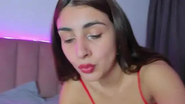 Freechat CandyAinsley on StripChat