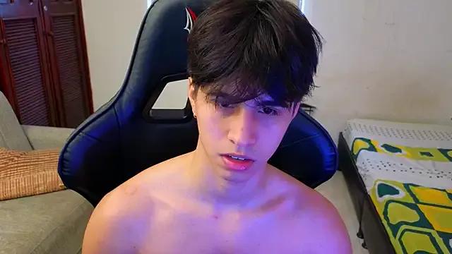 Freechat carl_dixon on StripChat