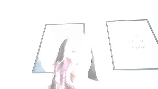 Freechat caronicole77 on StripChat