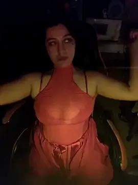 Freechat caronicole77 on StripChat