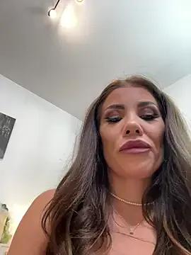 CelineReys on StripChat