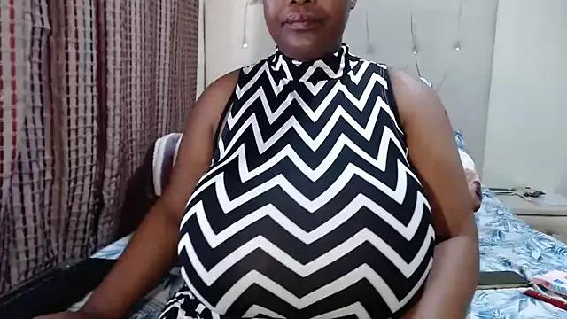 CHOCOLATEDARKBUSTYX on StripChat