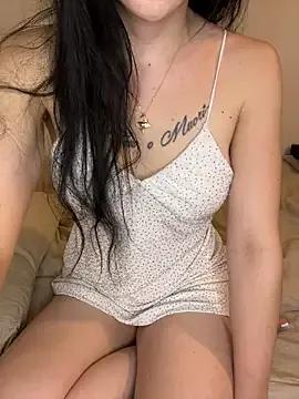 coeurdenuit on StripChat