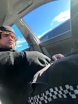 cumgitsumdic on StripChat