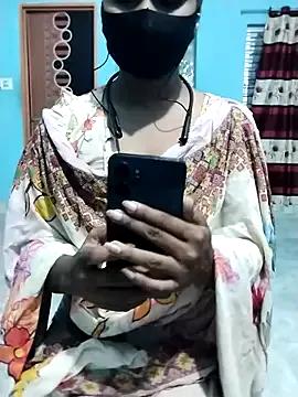 cute_mahi07 on StripChat