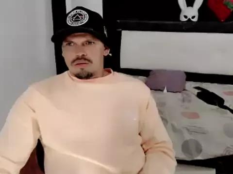 DOMINANT_BIGDICK on StripChat