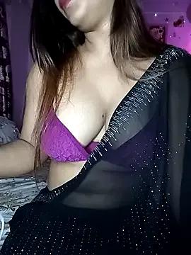 Freechat DreamGirlRiya on StripChat