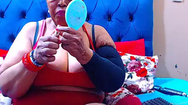 ebonycandy10 on StripChat