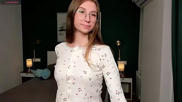 Freechat EditaBand on StripChat