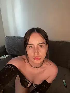 EllaEroticaX on StripChat