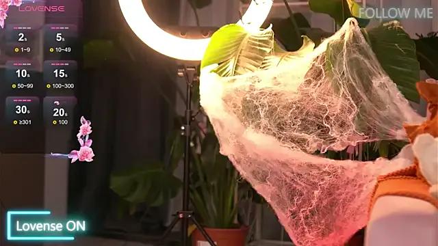 Freechat EmilyRaymont on StripChat