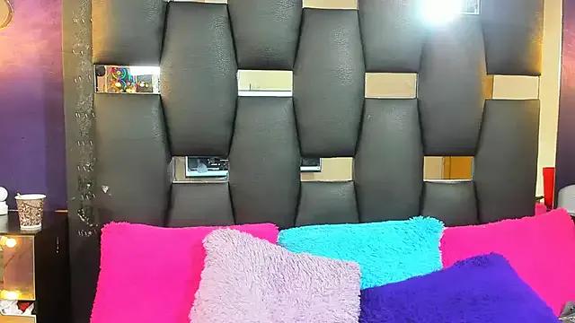 EMYCLARK01 on StripChat