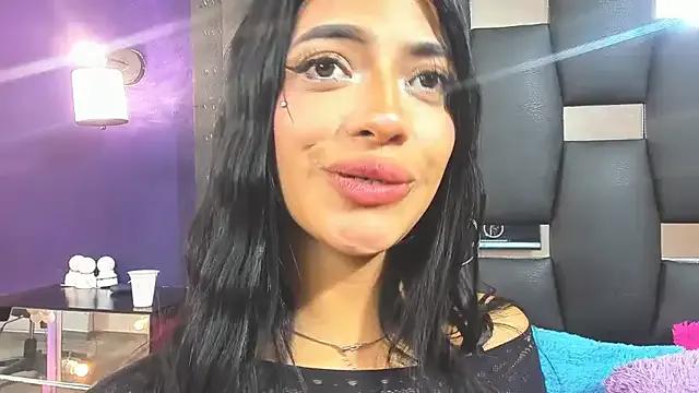 EMYCLARK01 on StripChat