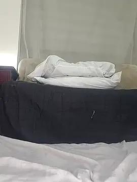 Freechat estrella_tasty on StripChat