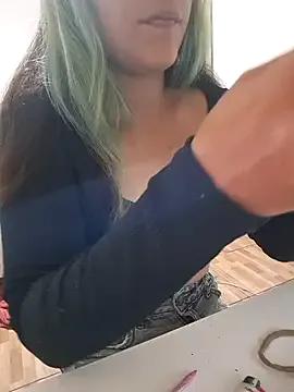 Freechat euahotmarii20 on StripChat