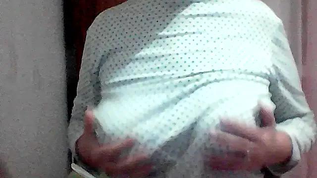 EvelinaRose on StripChat