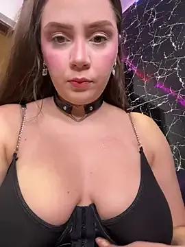 Fitkitten on StripChat