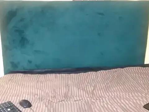 Freaky-Nicky18 on StripChat