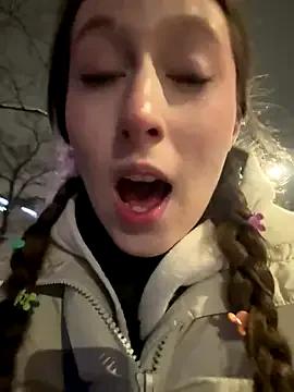 StripChat FroggyAnna is Freechat FroggyAnna — show outfit!!