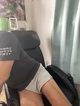 gholly2007 on StripChat