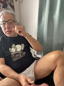 gholly2007 on StripChat