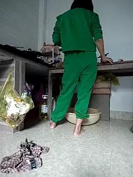 Freechat Haralushiaaa on StripChat