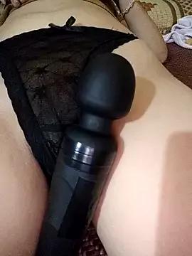 Freechat Haralushiaaa on StripChat