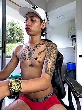 Hardcockboysxxx on StripChat