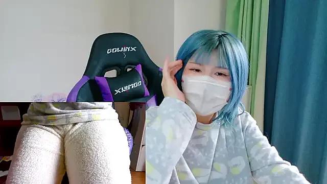 Freechat hazuki_8008 on StripChat