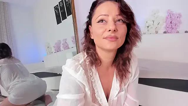 HoneyKissy on StripChat