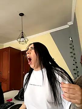 Freechat isabella_jade on StripChat