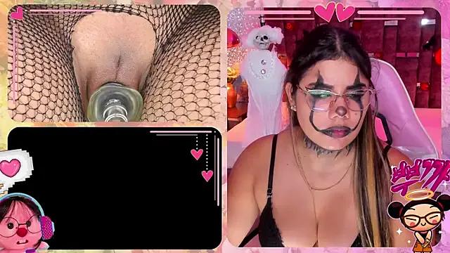 Freechat IsaCutie on StripChat