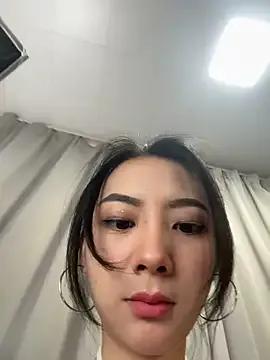 Jinmi125216 on StripChat