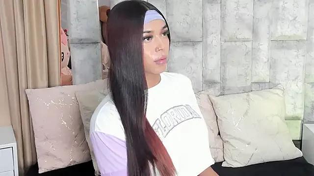 Freechat karol_noa on StripChat