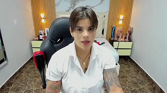 KAROLLJONES1 on StripChat