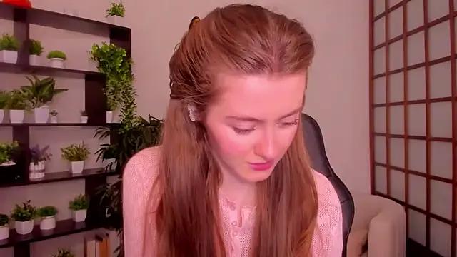 KateCuddle on StripChat